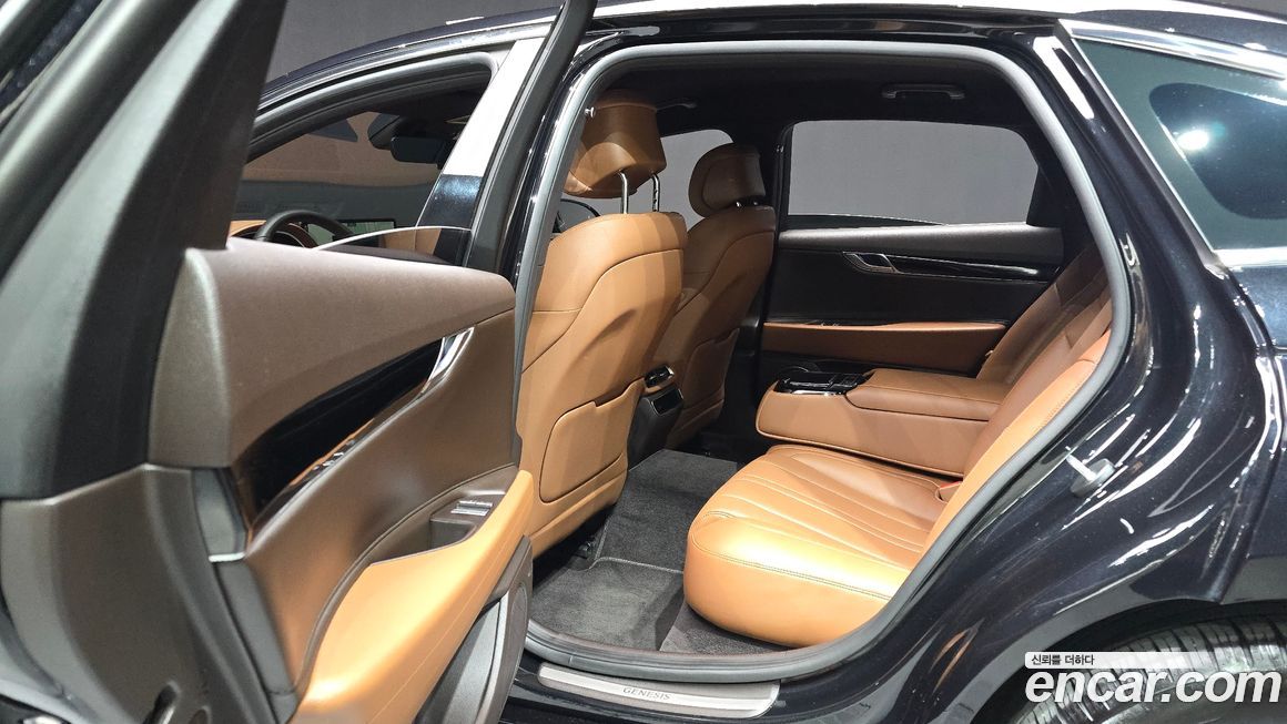 Genesis G80 2023