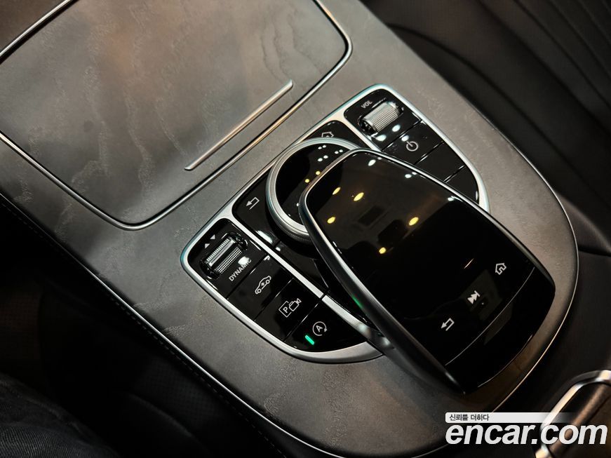 Mercedes-Benz CLS-Class 2020