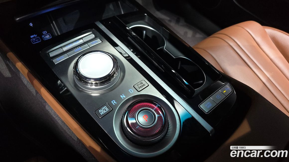 Genesis G80 2023