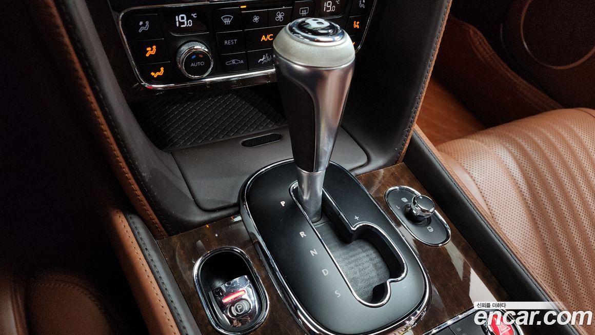 Bentley Continental 2016