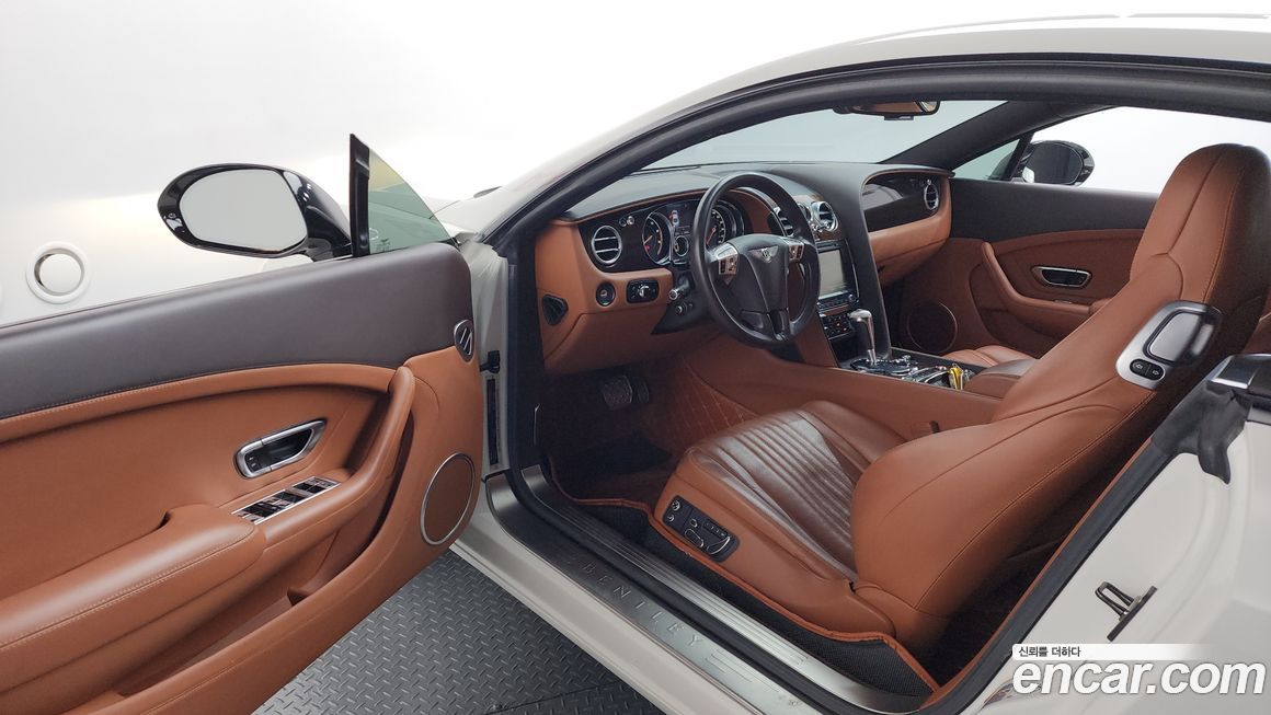 Bentley Continental 2016