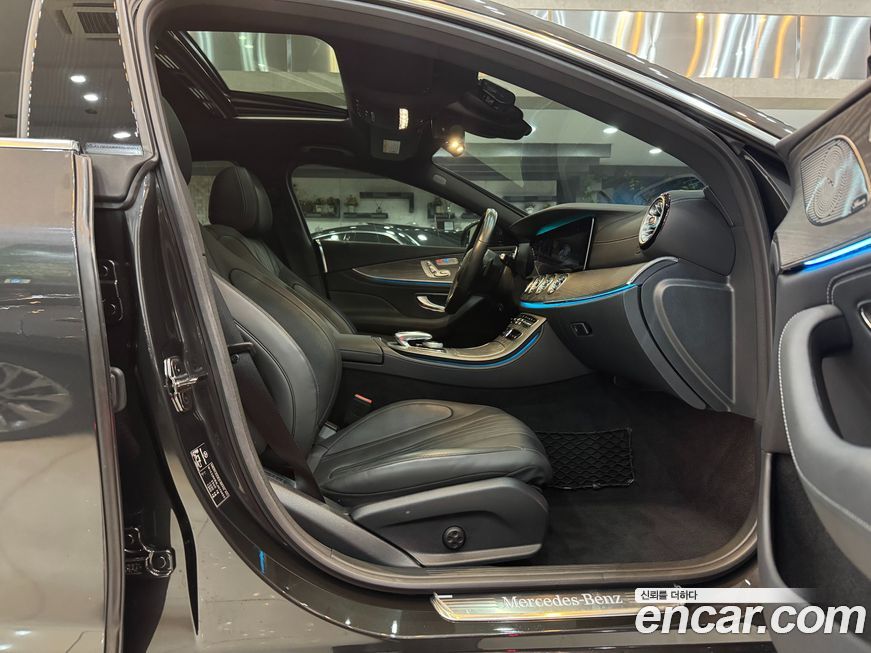 Mercedes-Benz CLS-Class 2020