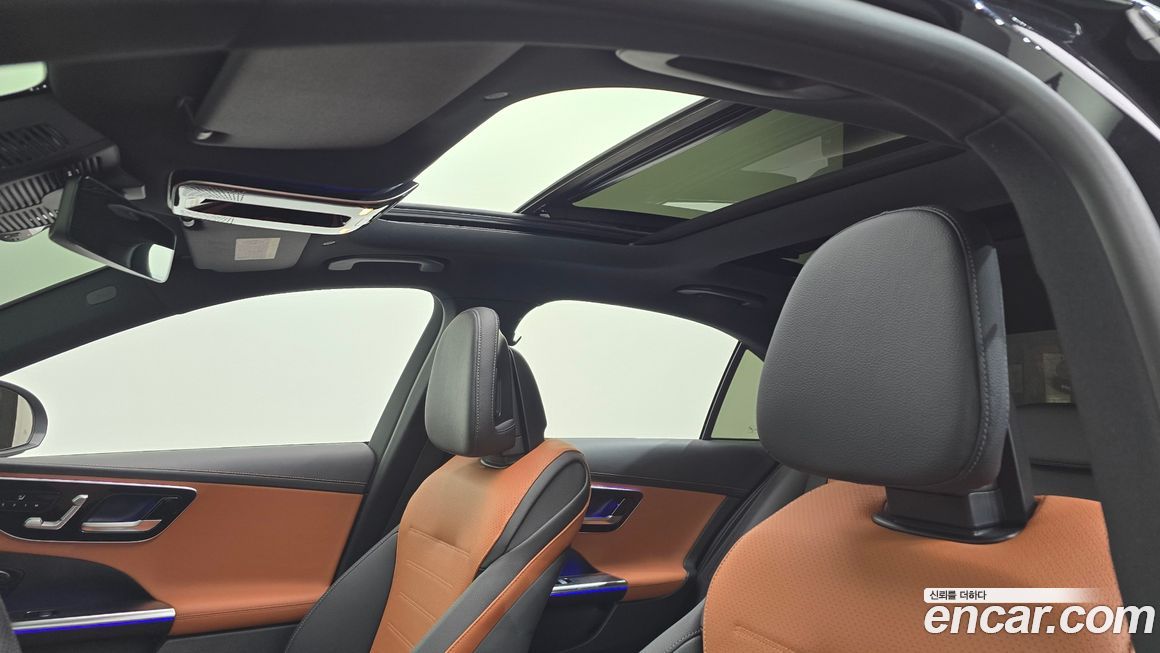 Mercedes-Benz C-Class 2023