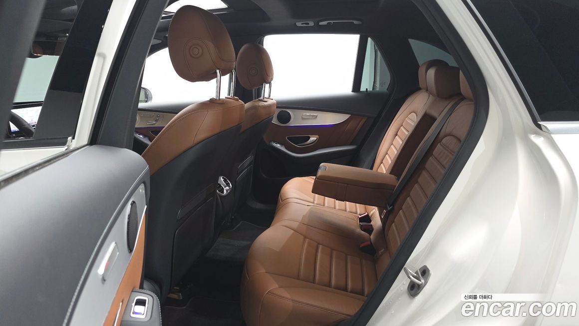 Mercedes-Benz GLC-Class 2022