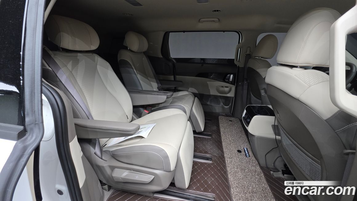 Kia Canival 2025