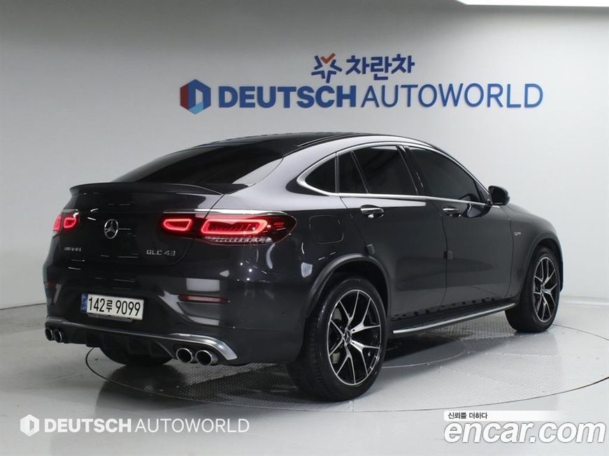 Mercedes-Benz GLC-Class 2021