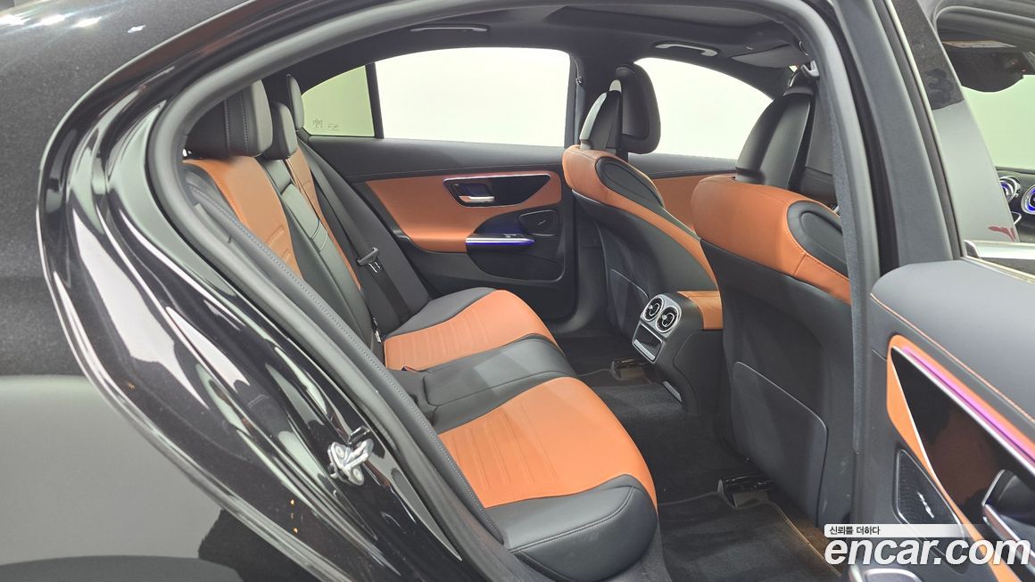 Mercedes-Benz C-Class 2023