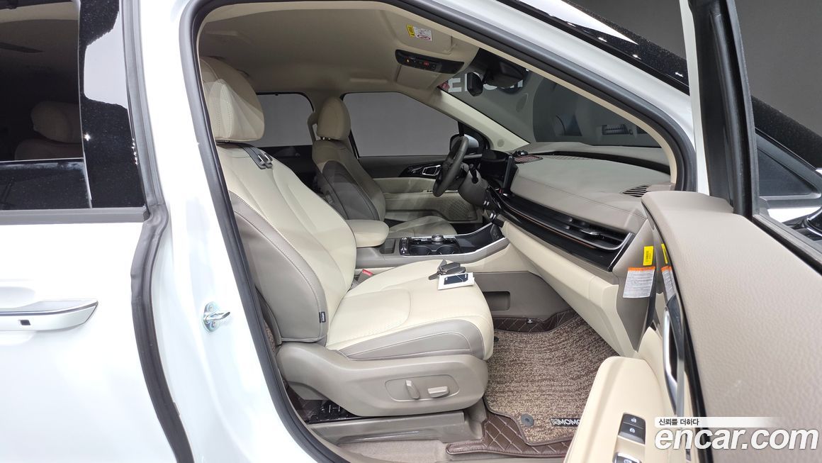 Kia Canival 2025