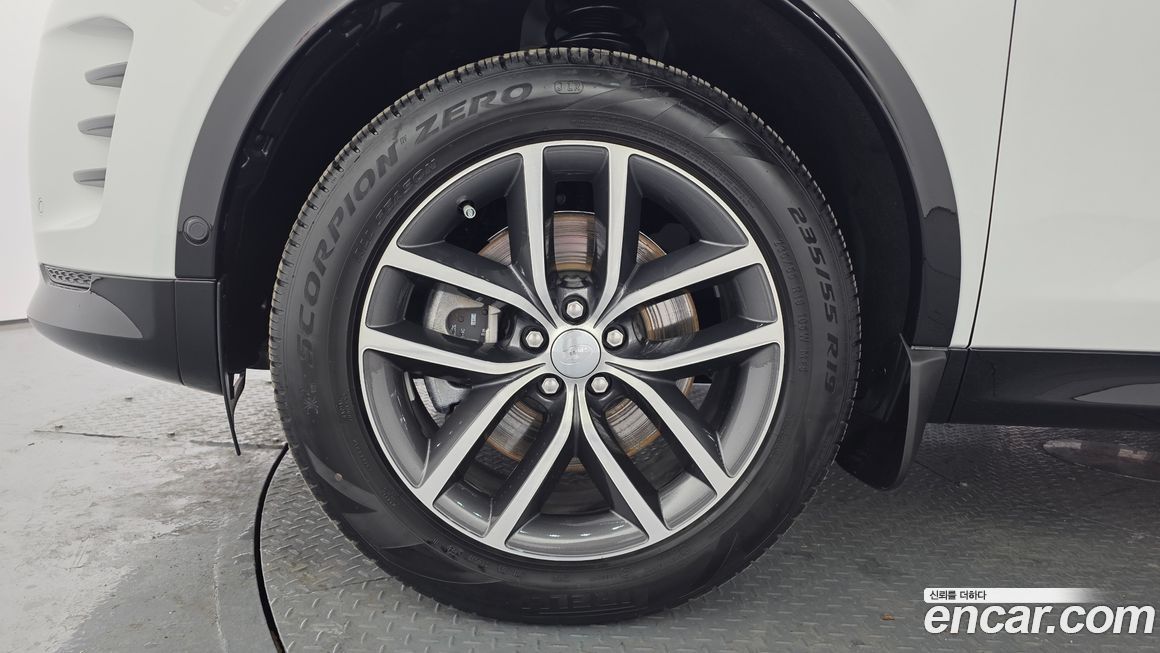 Land Rover Discovery Sport 2025