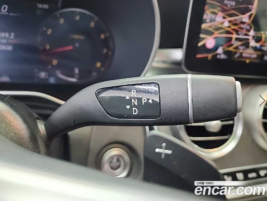 Mercedes-Benz GLC-Class 2022