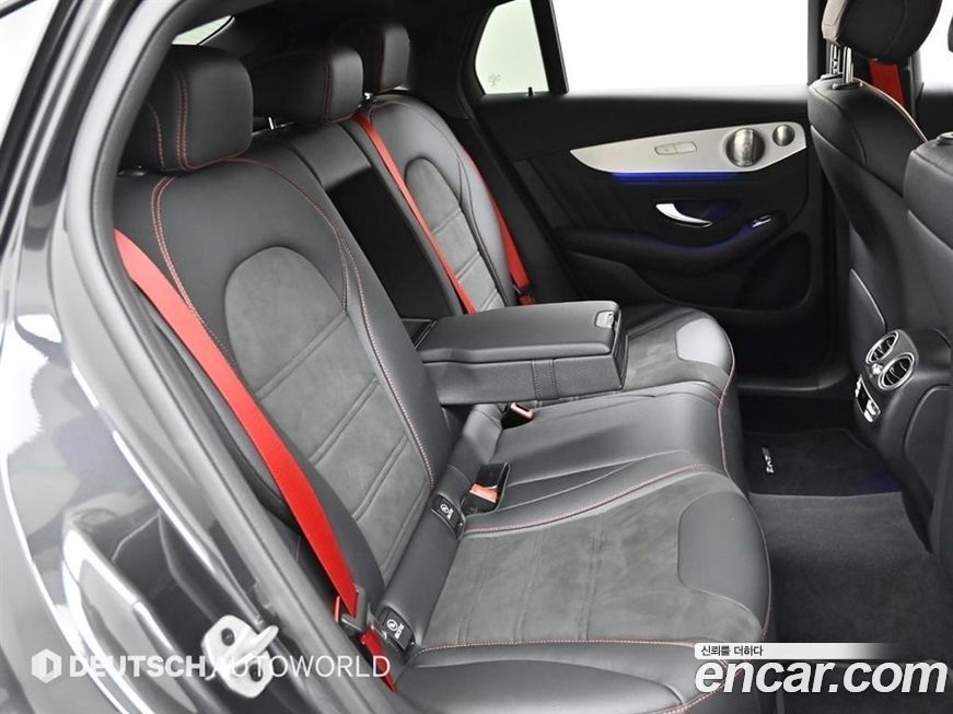 Mercedes-Benz GLC-Class 2021