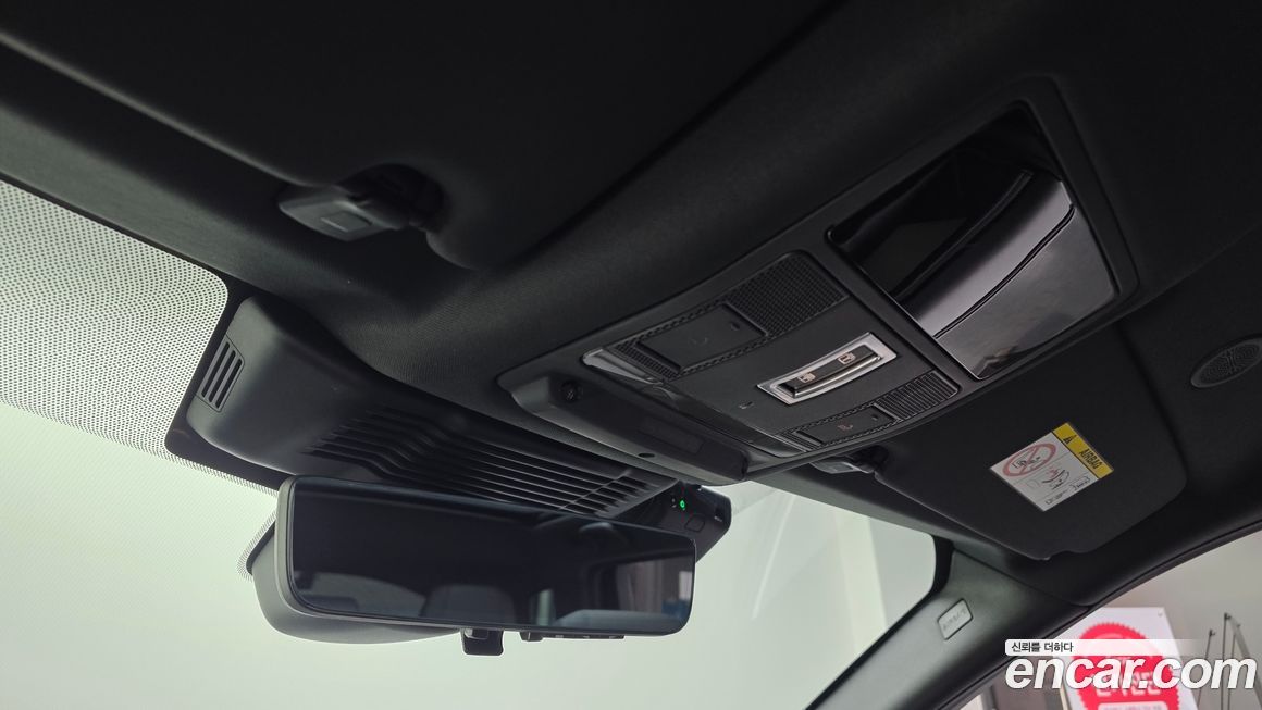 Land Rover Discovery Sport 2025