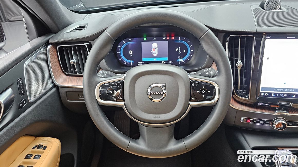 Volvo XC60 2023