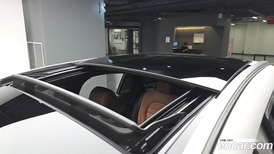 Mercedes-Benz GLC-Class 2022