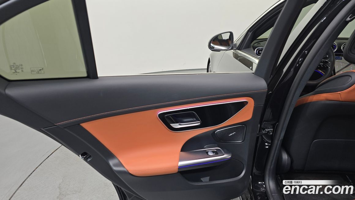 Mercedes-Benz C-Class 2023