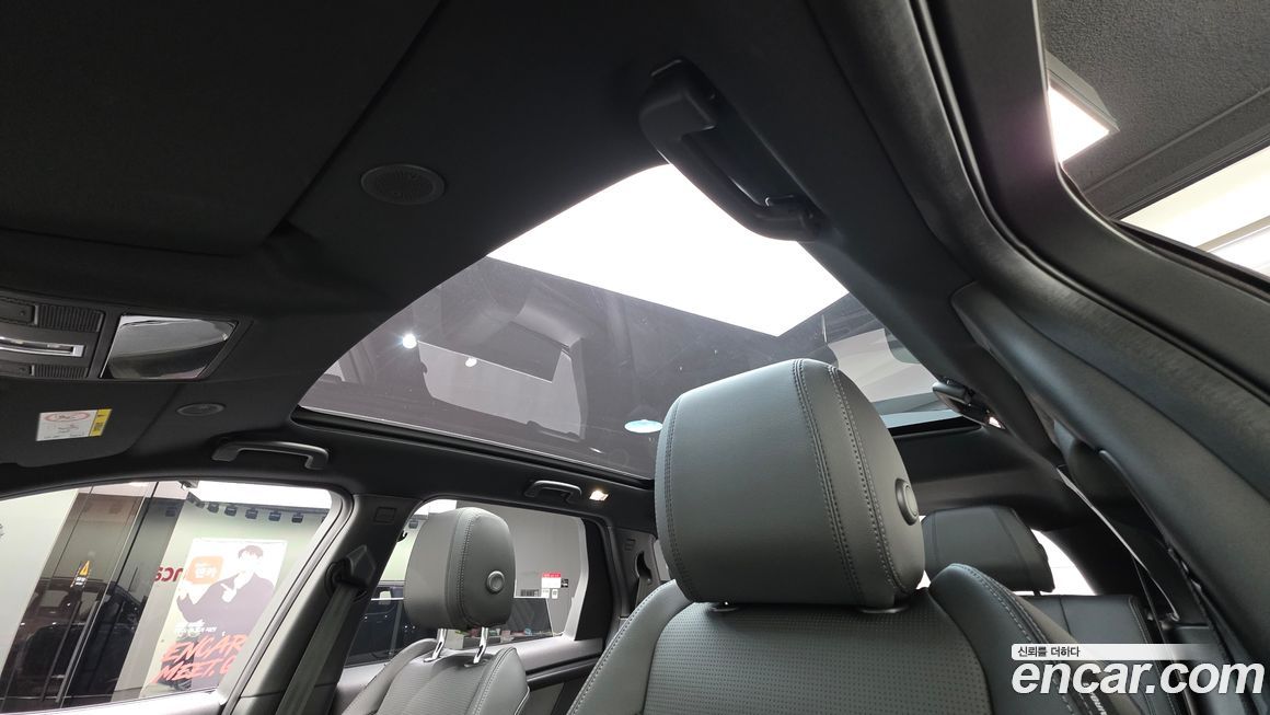 Land Rover Discovery Sport 2025