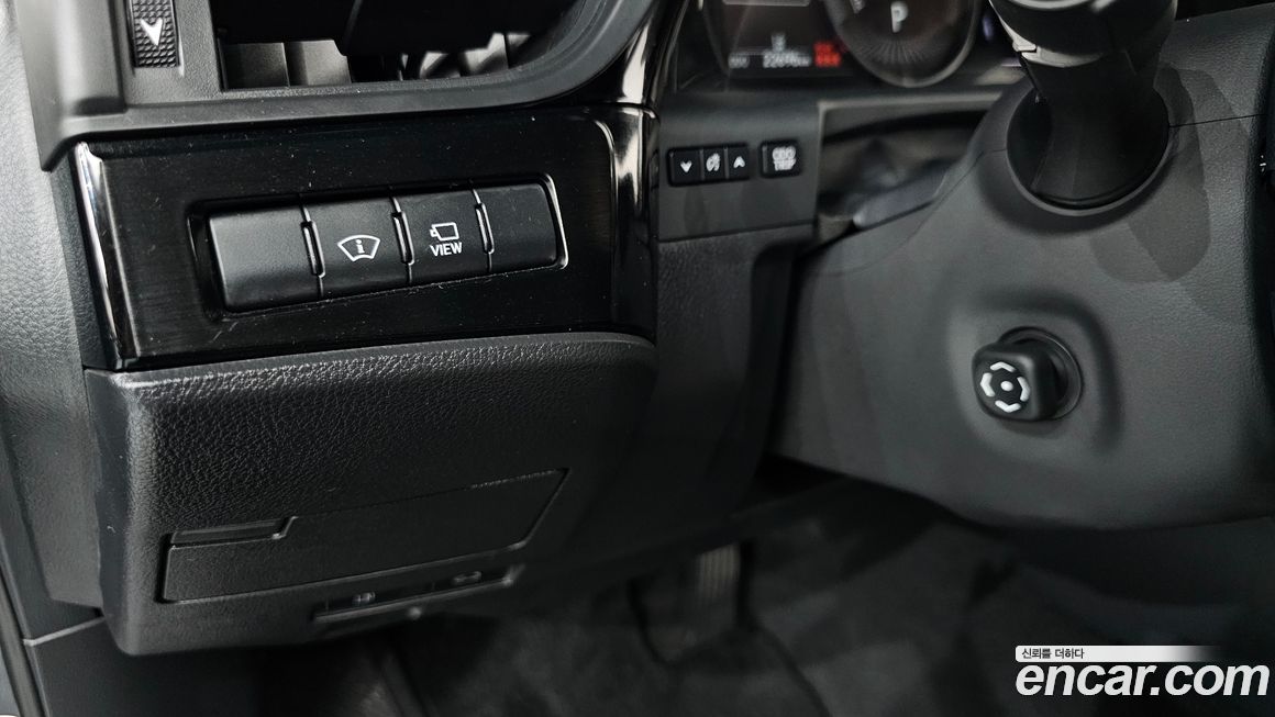 Lexus ES 2022