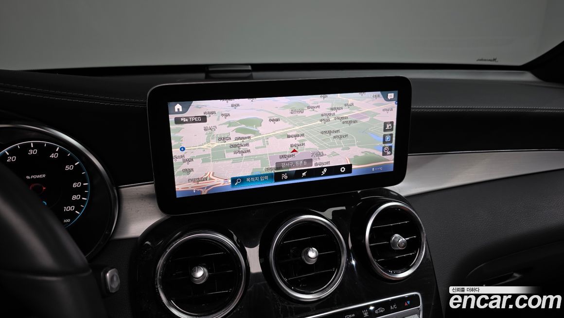 Mercedes-Benz GLC-Class 2022