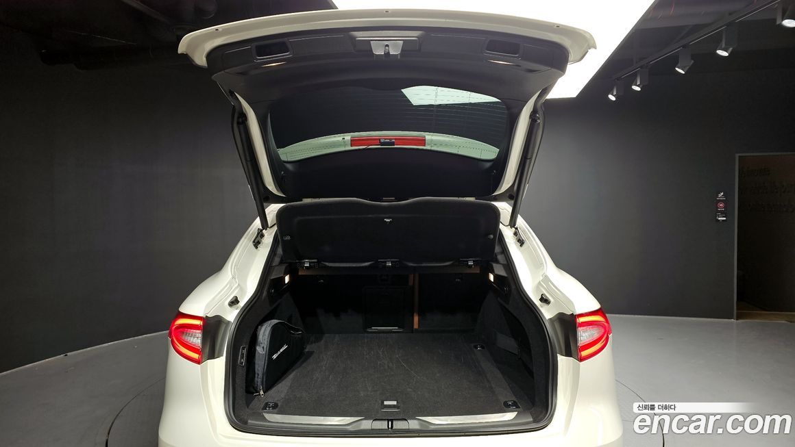 Maserati Levante 2020