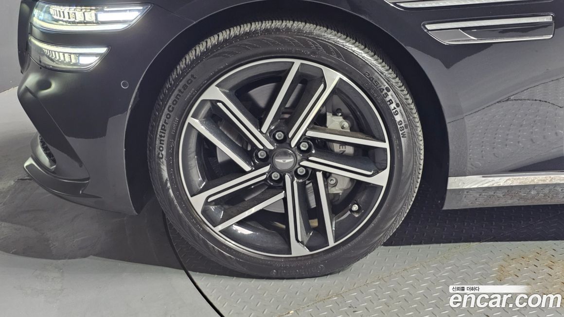 Genesis G80 2025