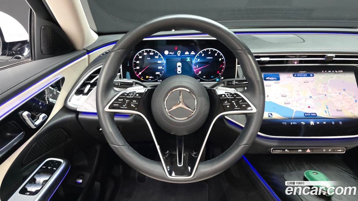 Mercedes-Benz E-Class 2024