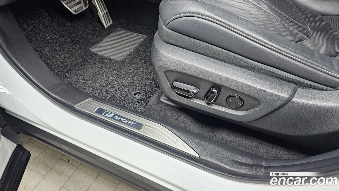 Lexus NX 2022
