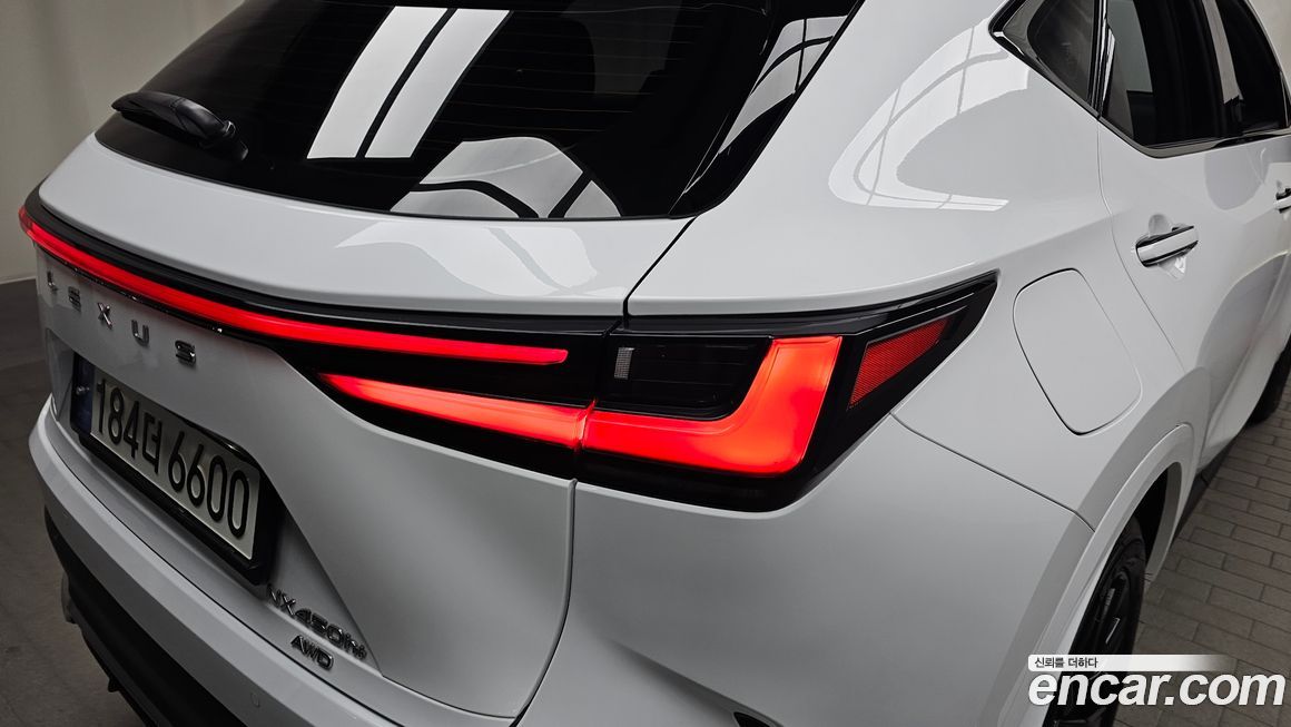 Lexus NX 2022