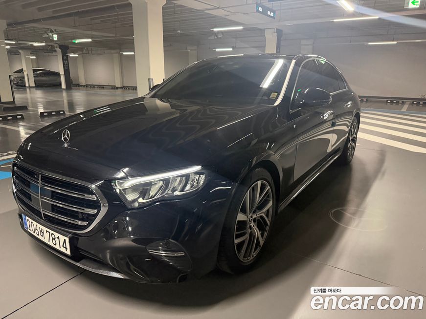 Mercedes-Benz E-Class 2024