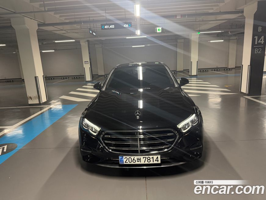 Mercedes-Benz E-Class 2024