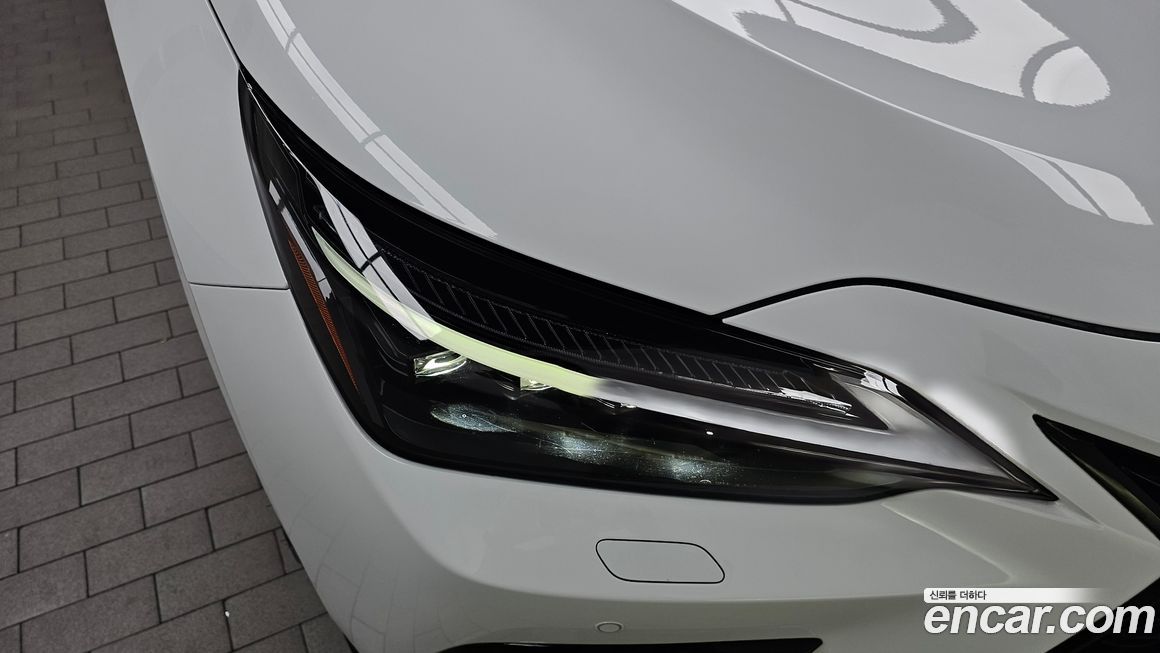 Lexus NX 2022