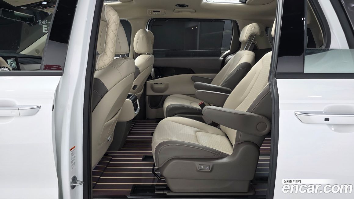 Kia Canival 2025