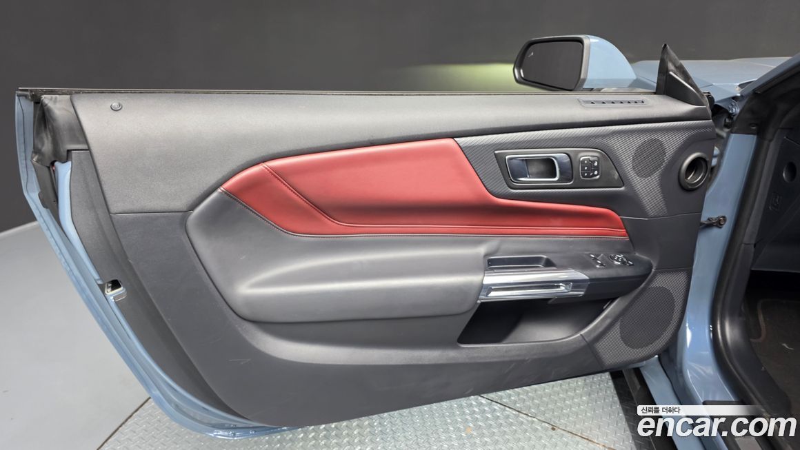 Ford Mustang 2024