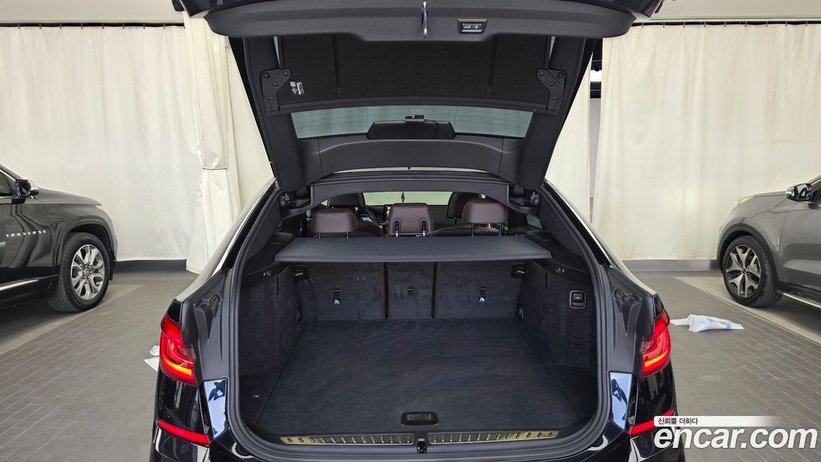 BMW Gran Turismo 2024