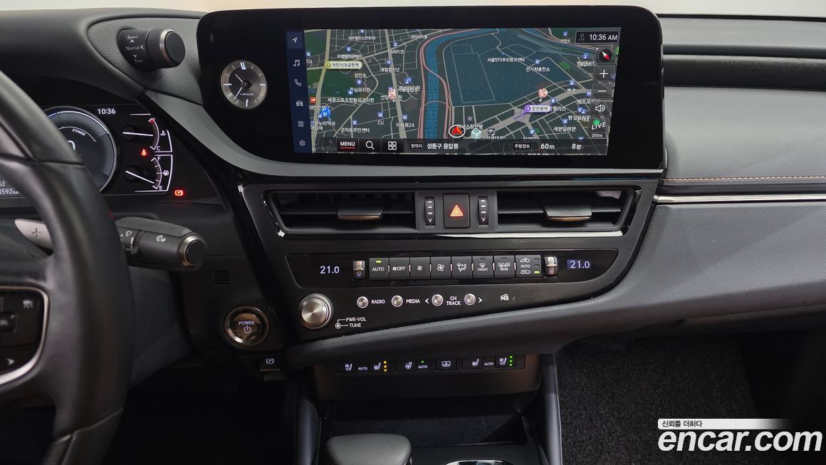 Lexus ES 2026
