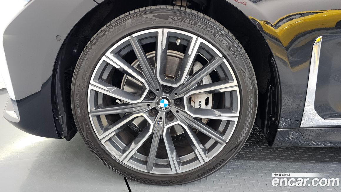 BMW 7-Series 2020