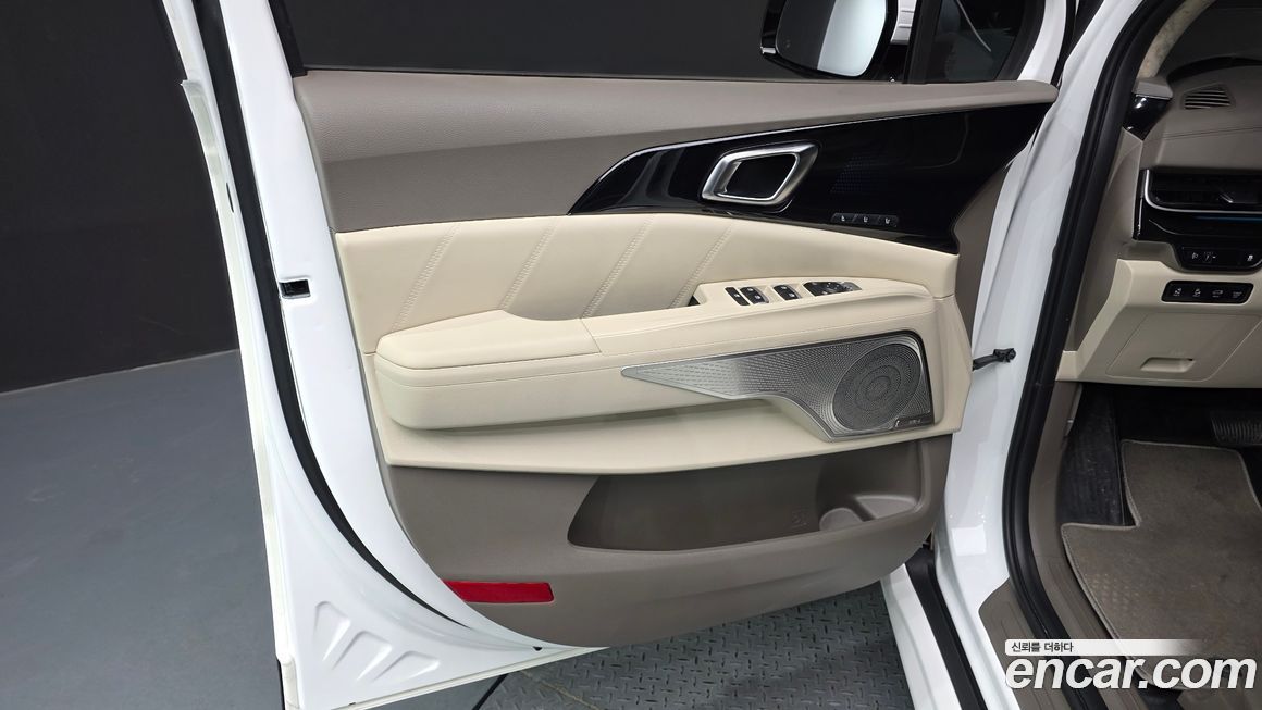 Kia Canival 2025