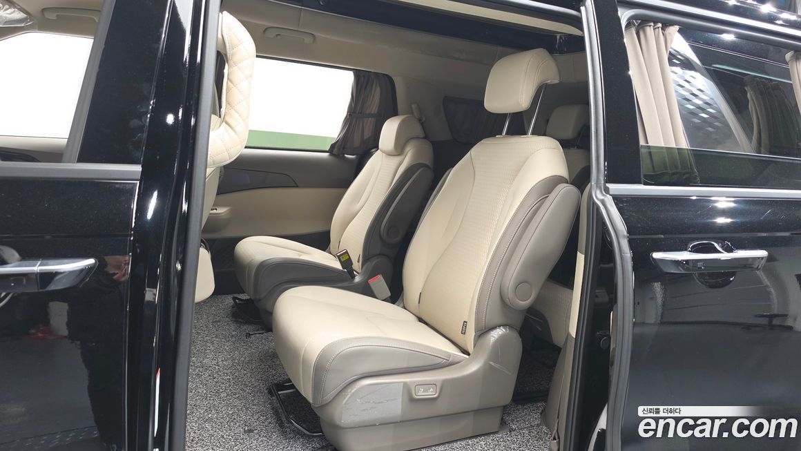 Kia Canival 2025
