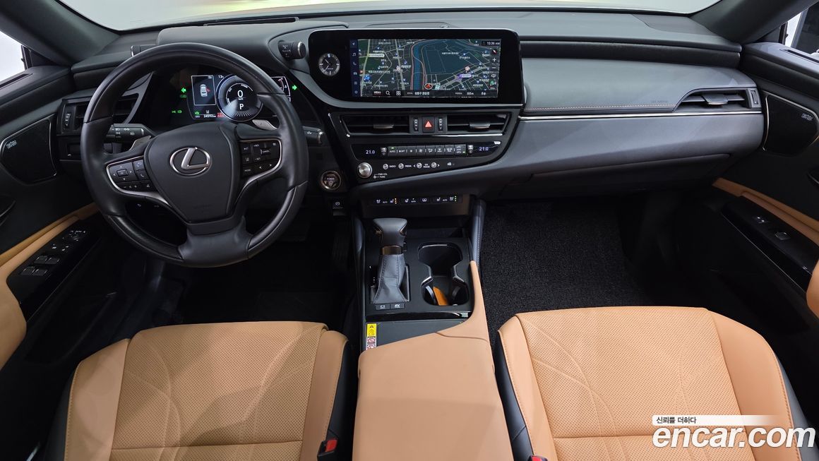 Lexus ES 2026