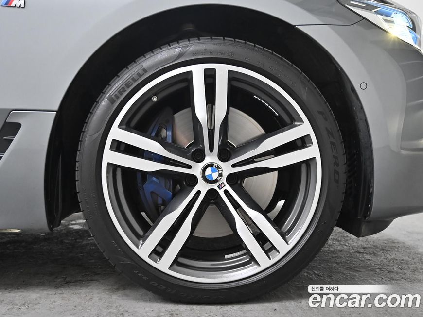 BMW Gran Turismo 2023