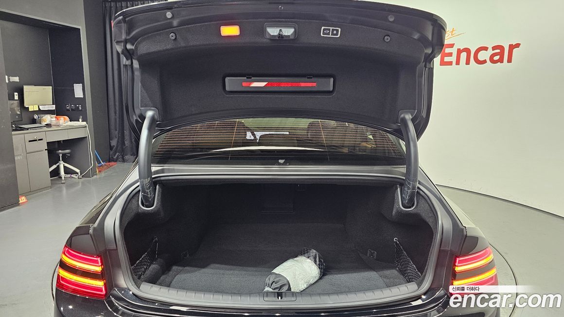 Genesis G80 2025