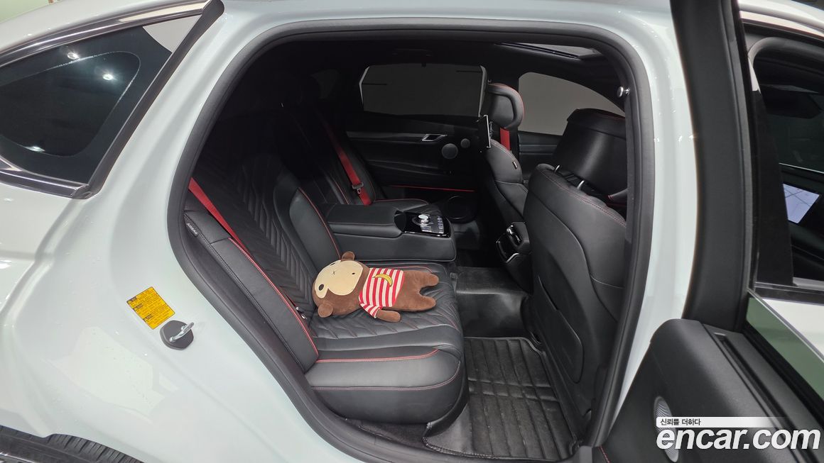 Genesis G80 2025