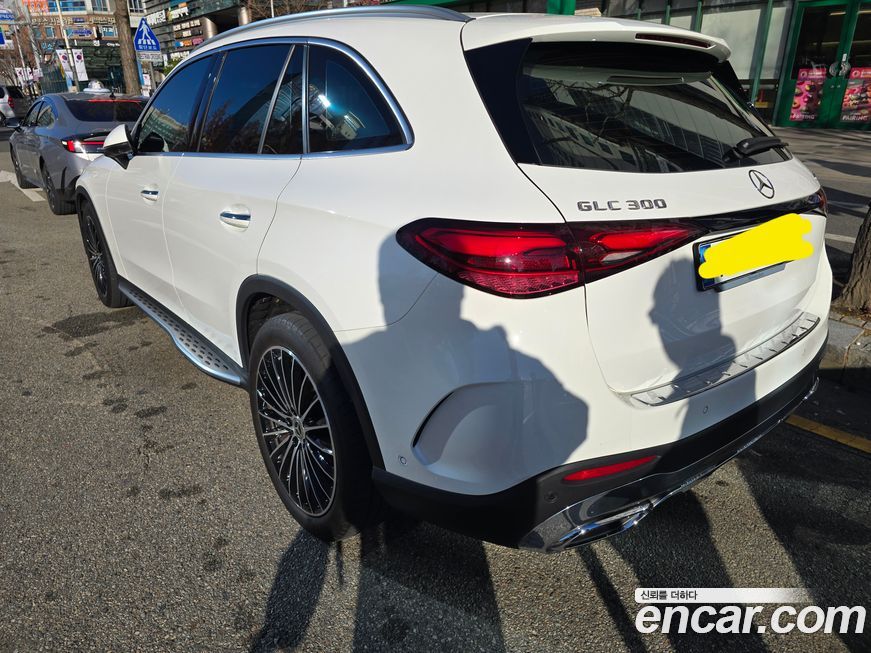 Mercedes-Benz GLC-Class 2024