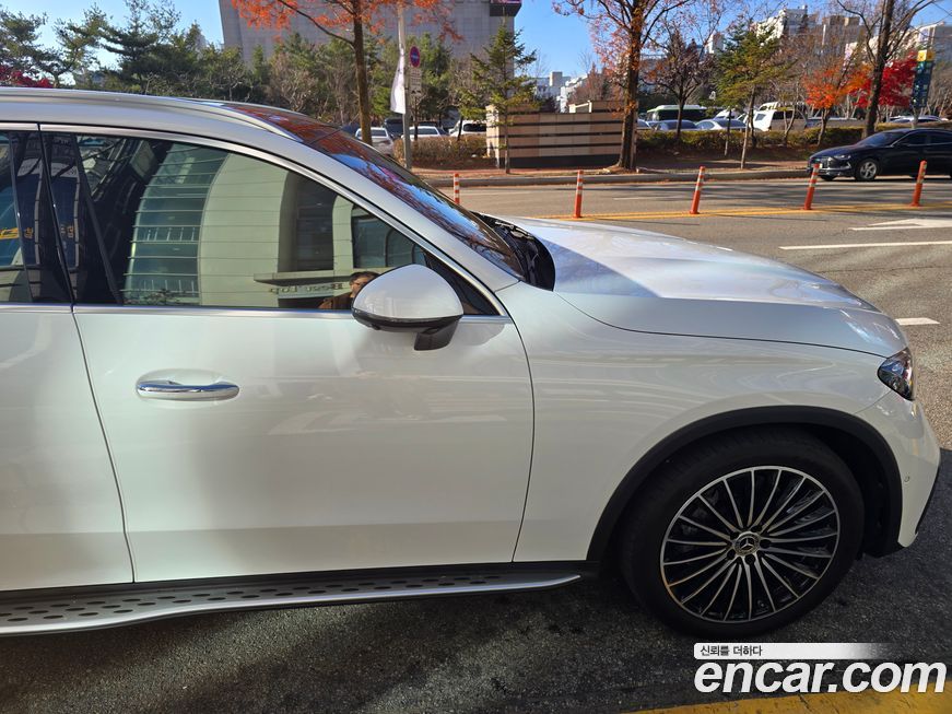 Mercedes-Benz GLC-Class 2024