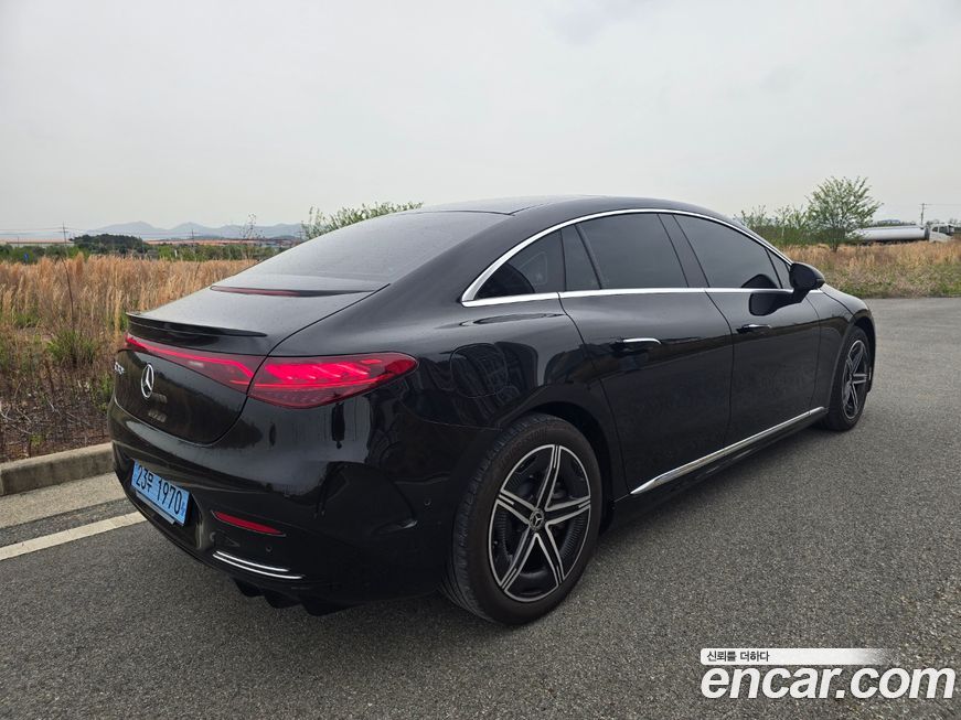 Mercedes-Benz EQE 2024