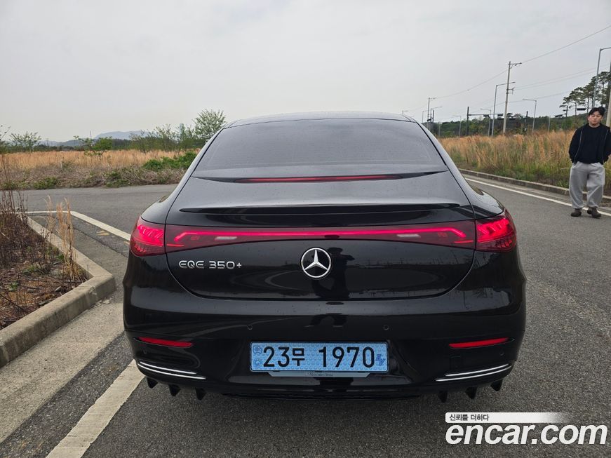 Mercedes-Benz EQE 2024