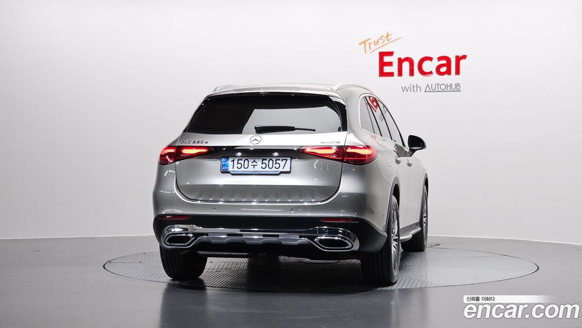 Mercedes-Benz GLC-Class 2024