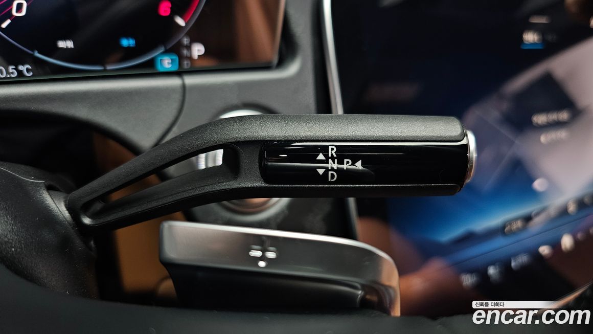 Mercedes-Benz E-Class 2024