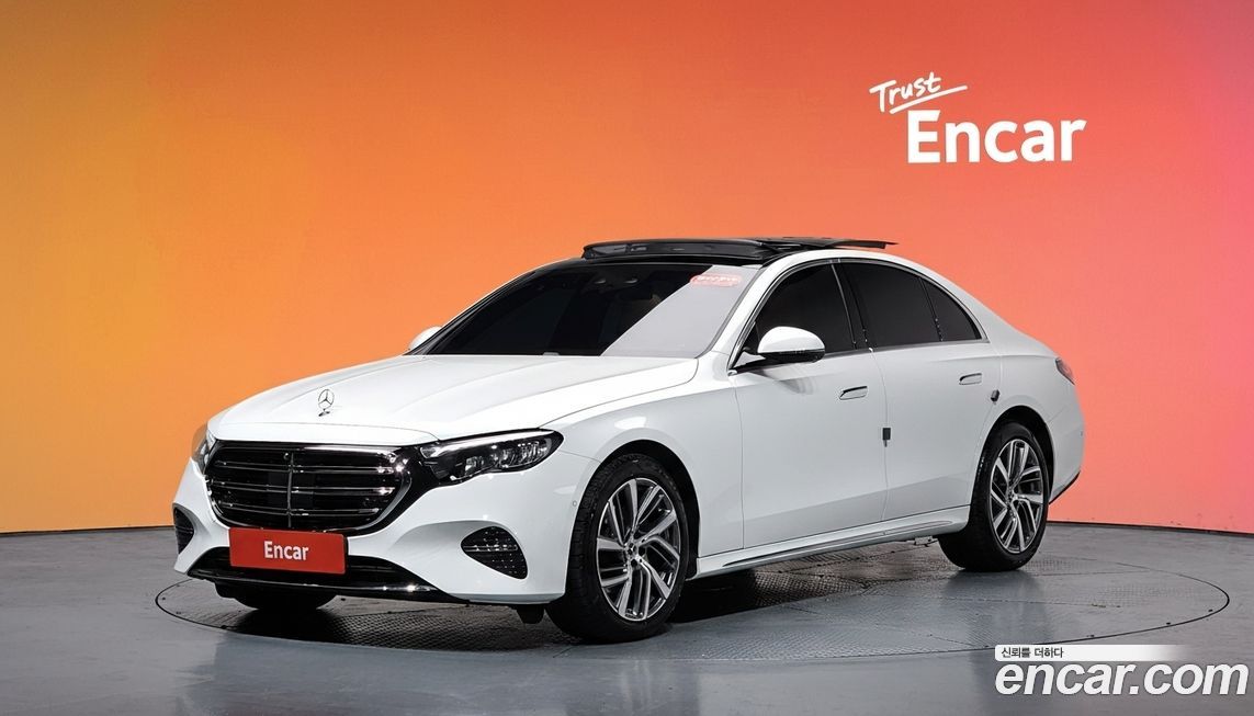 Mercedes-Benz E-Class 2024