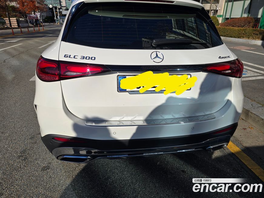 Mercedes-Benz GLC-Class 2024