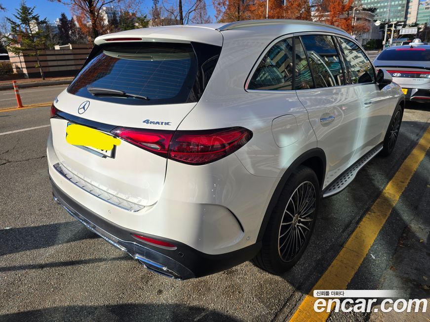 Mercedes-Benz GLC-Class 2024